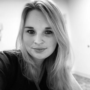 Meet your Posher, Holli